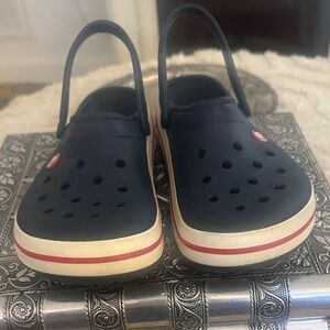 Unisex Navy Crocs-Style Clog with Backstrap